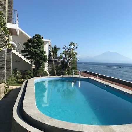 Green Beach Inn Batununggul Exterior foto