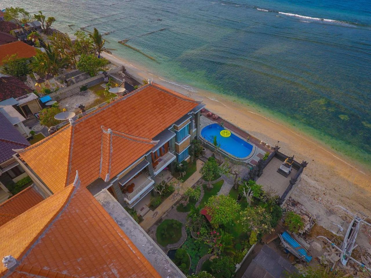 Green Beach Inn Batununggul Exterior foto
